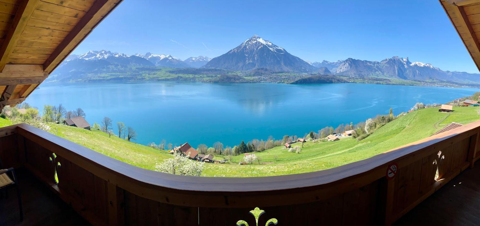 Chalet Egglen "Typical Swiss House, Best Views, Private Jacuzzi" Sigriswil Εξωτερικό φωτογραφία