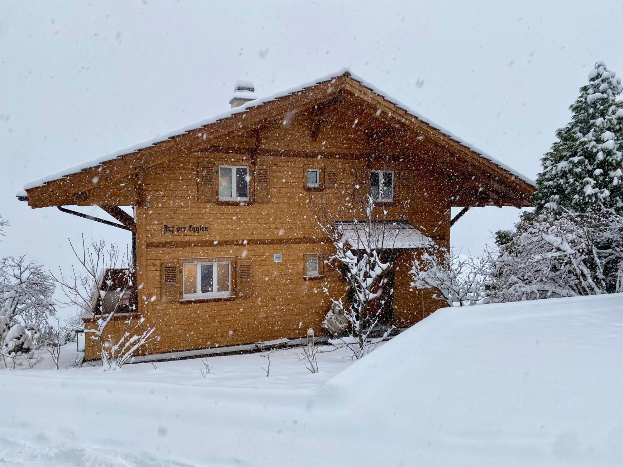 Chalet Egglen "Typical Swiss House, Best Views, Private Jacuzzi" Sigriswil Εξωτερικό φωτογραφία