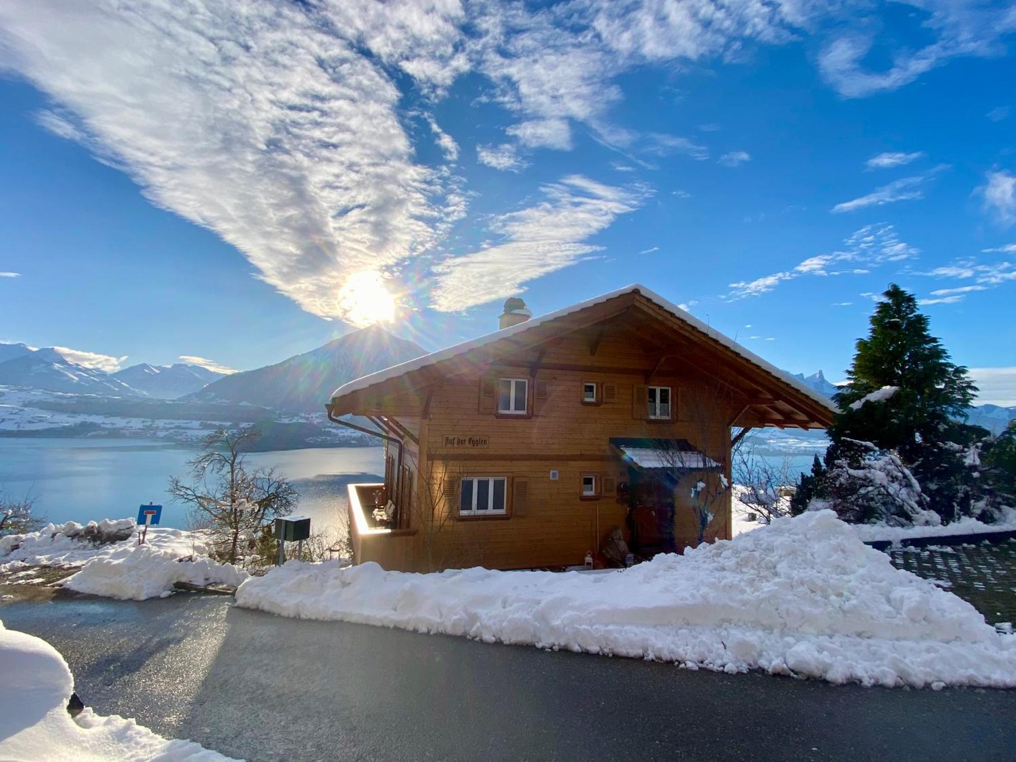 Chalet Egglen "Typical Swiss House, Best Views, Private Jacuzzi" Sigriswil Εξωτερικό φωτογραφία